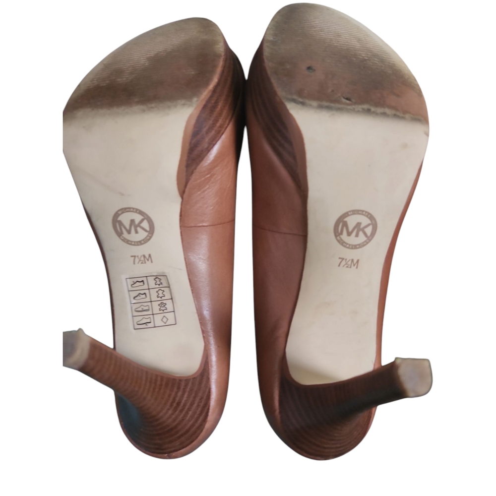MICHAEL KORS 4in Heels In Cognac Color. Worn a Handful Of Times. Size 7 1/2M - Picture 3 of 3